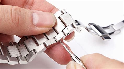 How to Remove Watch Links for a Better Fit 